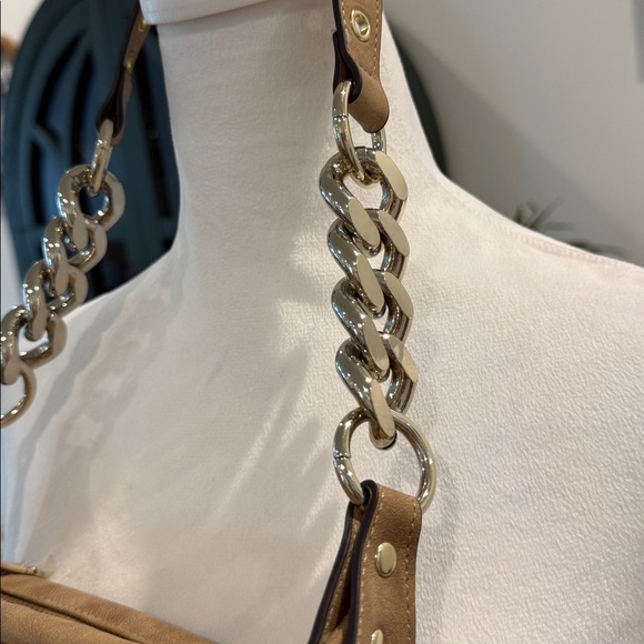 True Religion Shoulder Mini Purse Faux Faux Leather Suede Feel Camel Gold Tones - Picture 4 of 16